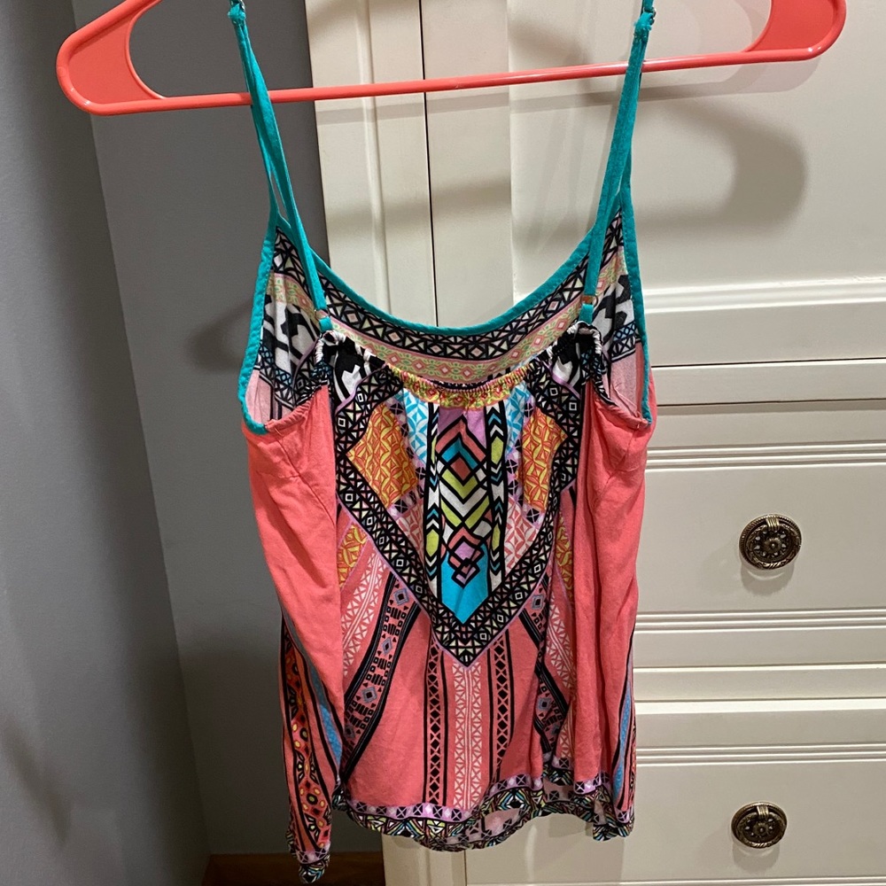 Adorable Cropped tank top - Picture 2 of 3
